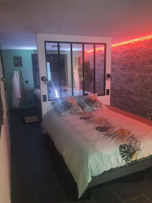 Superbe Appartement Avec Jacuzzi Et Exterieur 佩皮尼昂 外观 照片