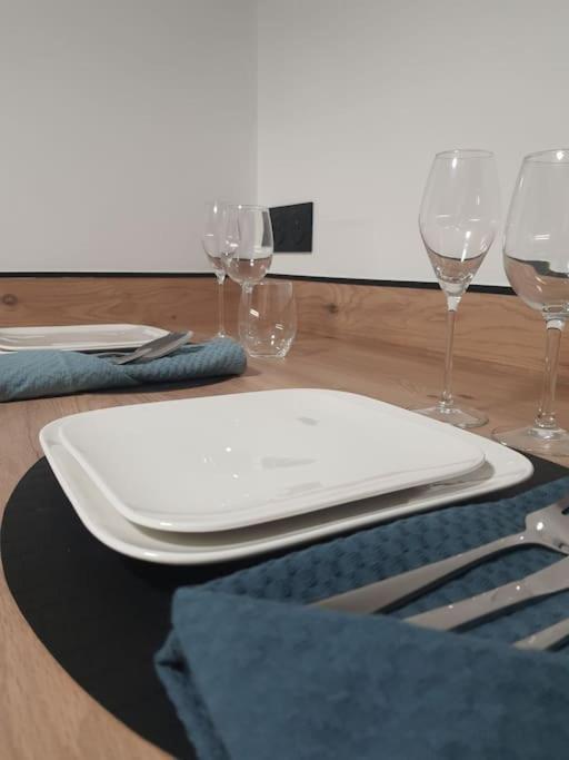 Superbe Appartement Avec Jacuzzi Et Exterieur 佩皮尼昂 外观 照片