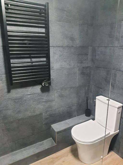 Superbe Appartement Avec Jacuzzi Et Exterieur 佩皮尼昂 外观 照片